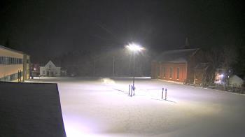 Weather camera view of Antwerp Primary School.