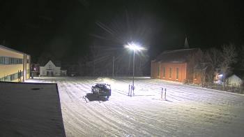 Weather camera view of Antwerp Primary School.