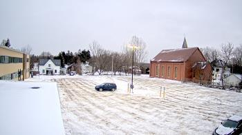 Weather camera view of Antwerp Primary School.