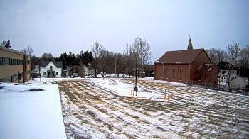 Weather camera view of Antwerp Primary School.