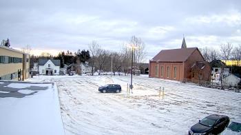 Weather camera view of Antwerp Primary School.