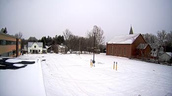 Weather camera view of Antwerp Primary School.