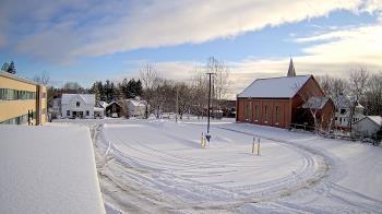Weather camera view of Antwerp Primary School.