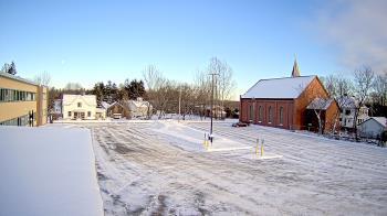 Weather camera view of Antwerp Primary School.