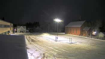 Weather camera view of Antwerp Primary School.