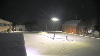 Weather camera view of Antwerp Primary School.