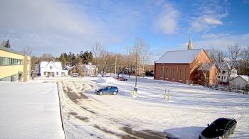Weather camera view of Antwerp Primary School.