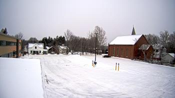 Weather camera view of Antwerp Primary School.