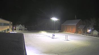 Weather camera view of Antwerp Primary School.