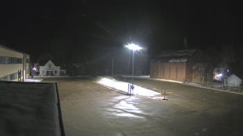 Weather camera view of Antwerp Primary School.