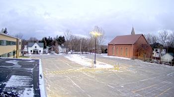 Weather camera view of Antwerp Primary School.