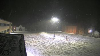 Weather camera view of Antwerp Primary School.