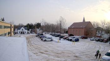 Weather camera view of Antwerp Primary School.