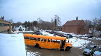 Weather camera view of Antwerp Primary School.