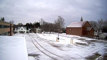 Weather camera view of Antwerp Primary School.
