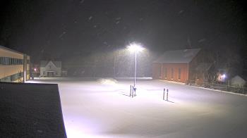 Weather camera view of Antwerp Primary School.