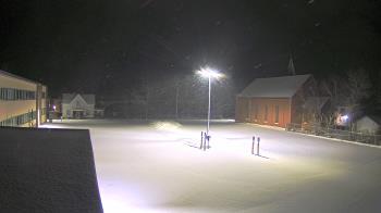 Weather camera view of Antwerp Primary School.