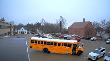 Weather camera view of Antwerp Primary School.