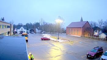 Weather camera view of Antwerp Primary School.