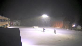 Weather camera view of Antwerp Primary School.