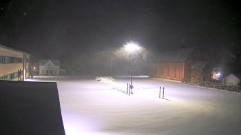 Weather camera view of Antwerp Primary School.