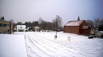 Weather camera view of Antwerp Primary School.
