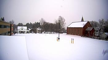 Weather camera view of Antwerp Primary School.