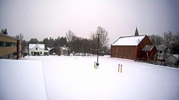 Weather camera view of Antwerp Primary School.