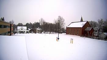 Weather camera view of Antwerp Primary School.