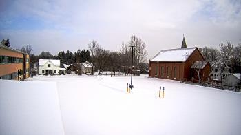 Weather camera view of Antwerp Primary School.