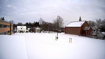Weather camera view of Antwerp Primary School.