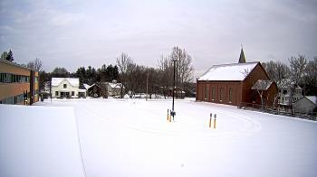 Weather camera view of Antwerp Primary School.