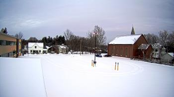 Weather camera view of Antwerp Primary School.
