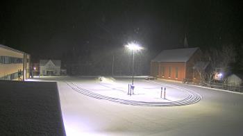 Weather camera view of Antwerp Primary School.