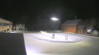 Weather camera view of Antwerp Primary School.