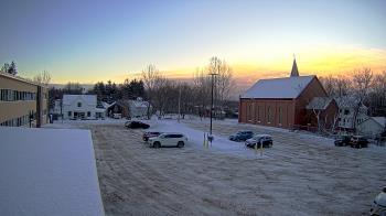Weather camera view of Antwerp Primary School.