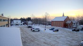 Weather camera view of Antwerp Primary School.