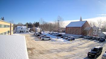 Weather camera view of Antwerp Primary School.
