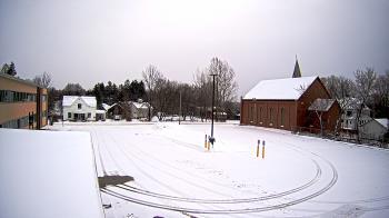 Weather camera view of Antwerp Primary School.