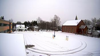 Weather camera view of Antwerp Primary School.