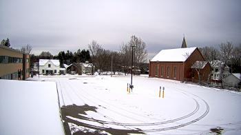 Weather camera view of Antwerp Primary School.