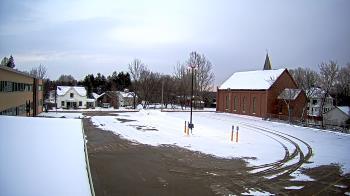 Weather camera view of Antwerp Primary School.