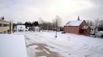 Weather camera view of Antwerp Primary School.