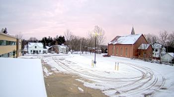 Weather camera view of Antwerp Primary School.