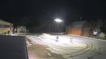 Weather camera view of Antwerp Primary School.