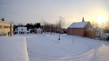 Weather camera view of Antwerp Primary School.
