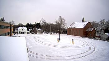 Weather camera view of Antwerp Primary School.