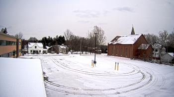 Weather camera view of Antwerp Primary School.