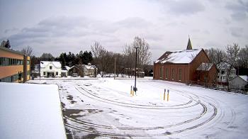 Weather camera view of Antwerp Primary School.