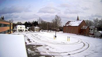 Weather camera view of Antwerp Primary School.
